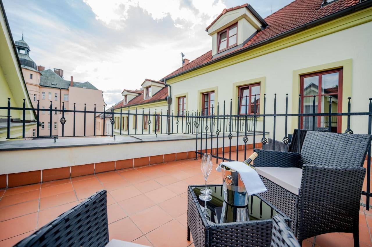 Hotel U Kralovny Elisky Hradec Kralove Exterior photo