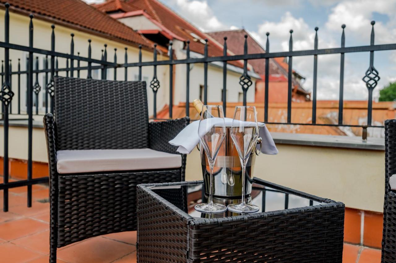 Hotel U Kralovny Elisky Hradec Kralove Exterior photo